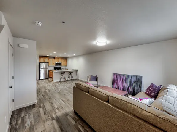 1021 E Iowa Ave #4, Nampa, ID 83686