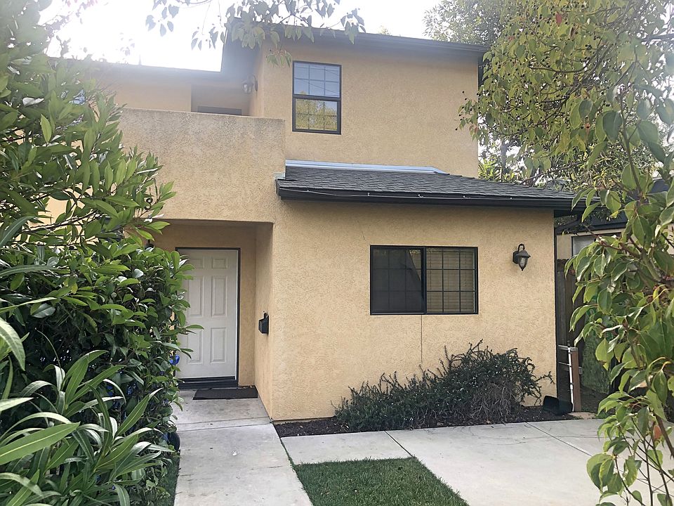 1st image of 385 Hathway Ave