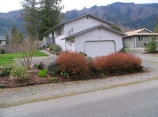 505 Fir Ln, Sedro Woolley, WA 98284