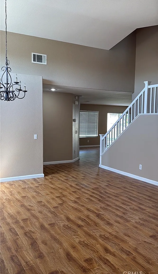 4 bed, 3.5 bath, 2562 sqft, $3,495 — Photo 3