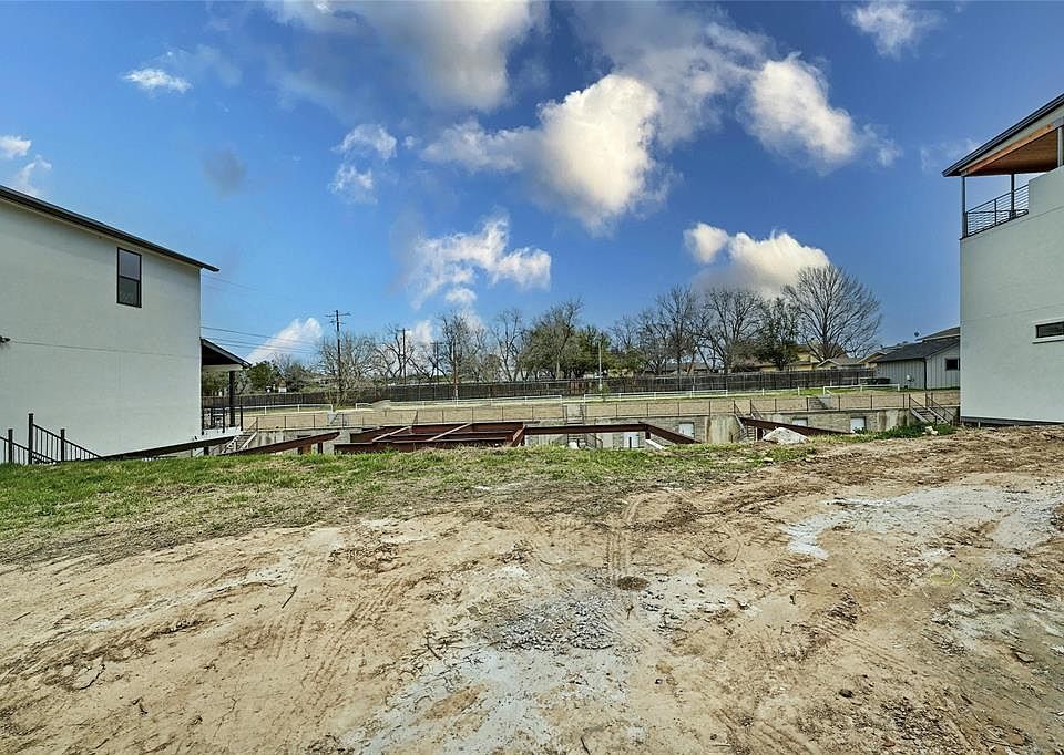 940 Euel Moore Dr Kingsland TX Zillow