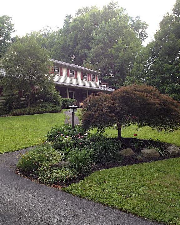 2nd image of 4 Catherine Pl