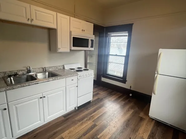 130/132 East 2nd Street - 132-2, 132 E 2nd St, Fond Du Lac, WI 54935