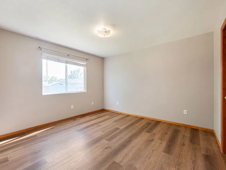 3809 Hamilton Ave — Photo 11