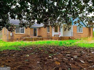 331 Calhoun Rd, Griffin, GA 30224