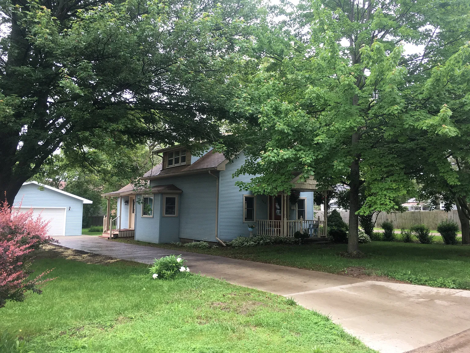 706 W Cass St photo 1