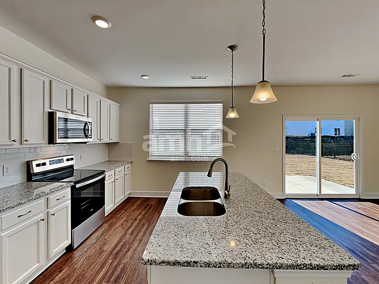 4724 Chutney Dr — Photo 4