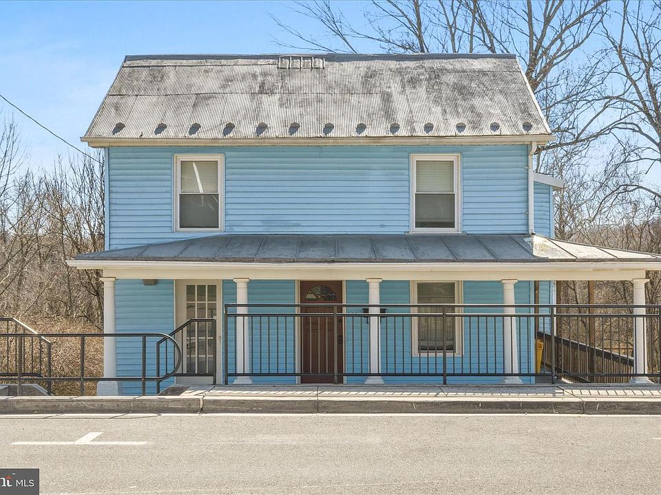 1st image of 145 E Main St