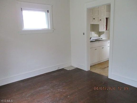 5th image of 17448 Northwood Ave