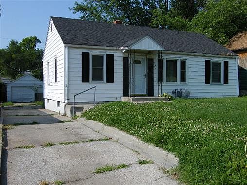 1st image of 2921 Stewart Ave