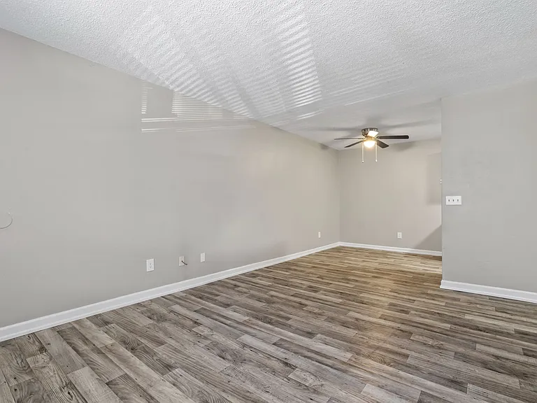 Crosswinds Villas — Photo 9