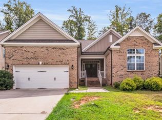 56 E Calvert Ct, Clayton, NC 27527