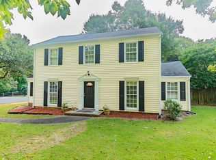 7703 Winterset Dr, Charlotte, NC 28270