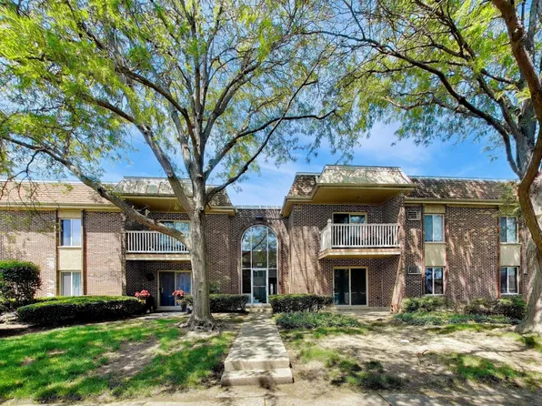 906 W Alleghany Dr APT 1B, Arlington Heights, IL 60004