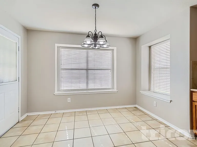 10802 Arabian Sands — Photo 17