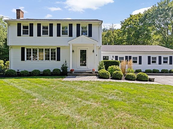 2nd image of 46 Brookwood Rd