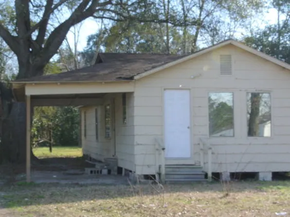 34 E Talley Ave, Lakeland, GA 31635