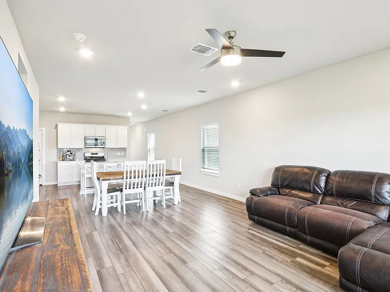 1208 Tipton St — Photo 12