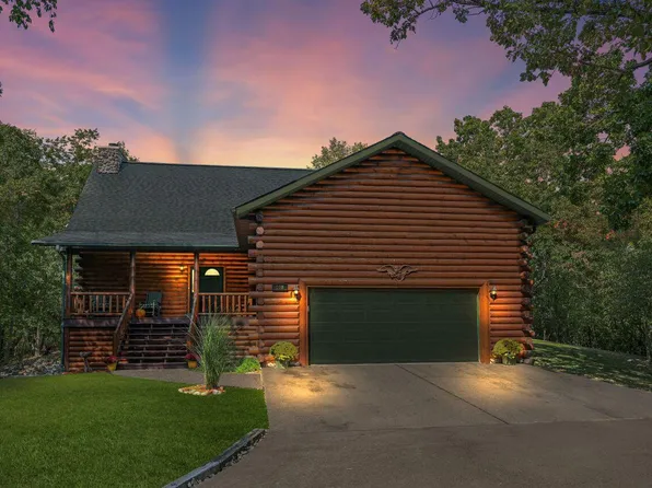 108 Accipiter COURT, Burlington, WI 53105