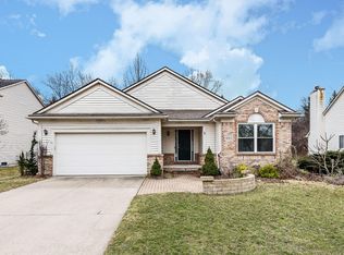 4312 Woodstream Dr, Ypsilanti, MI 48197