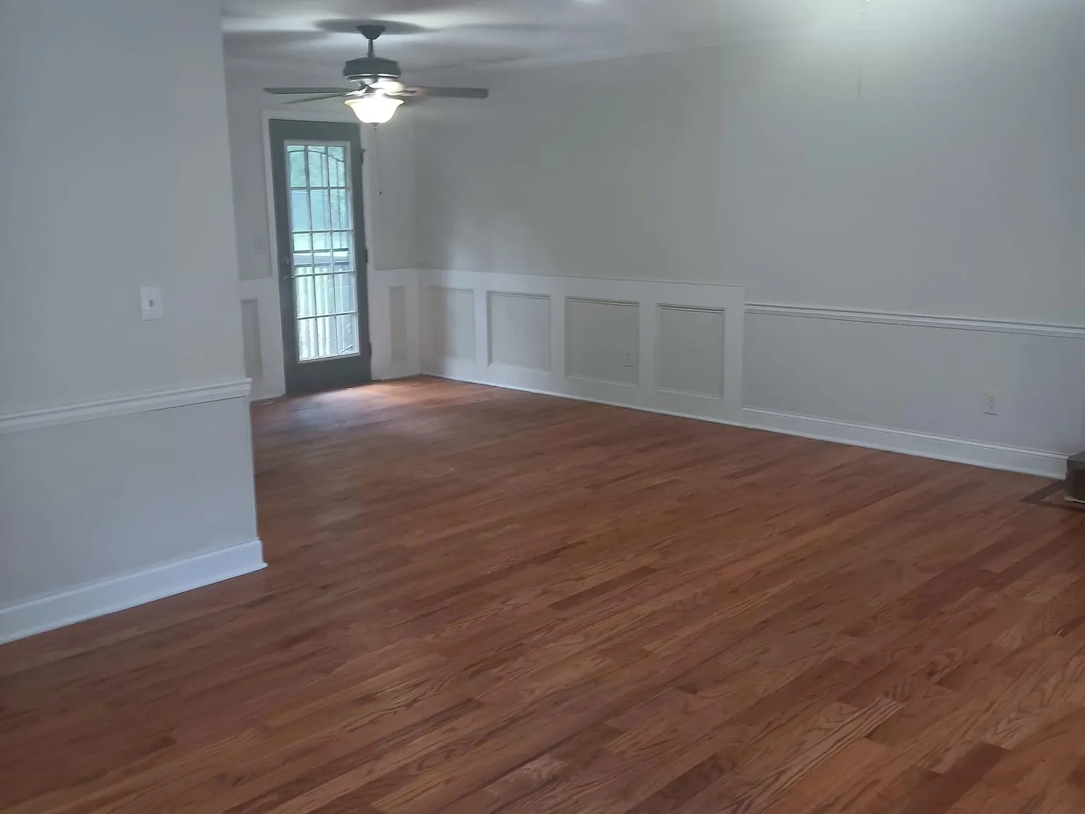 5 bed, 2082 sqft, $2,700 — Photo 3
