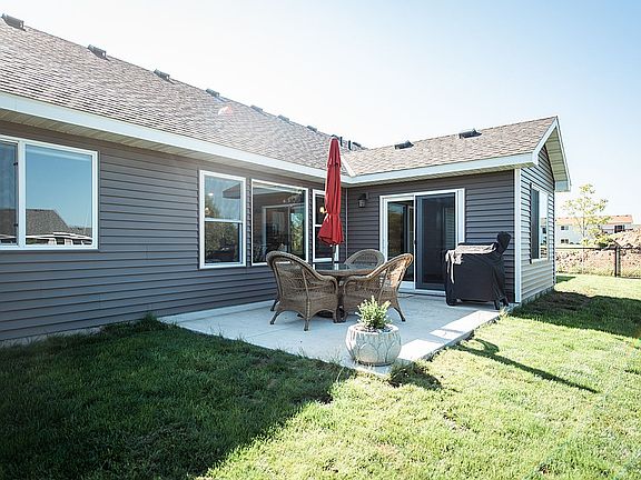 5th image of 1207 Aspen Ln