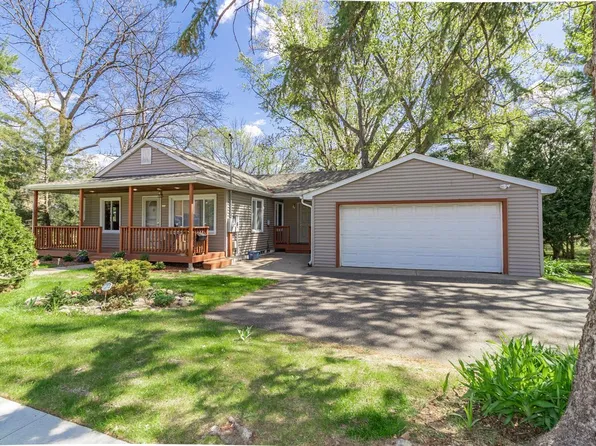 125 Greeley St S, Stillwater, MN 55082