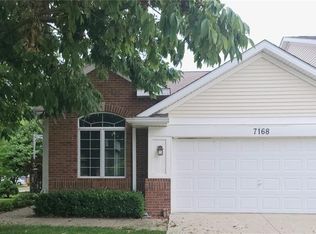 7168 Hamlet St, Johnston, IA 50131