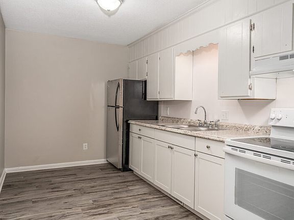2nd image of 657 Kingston Ave