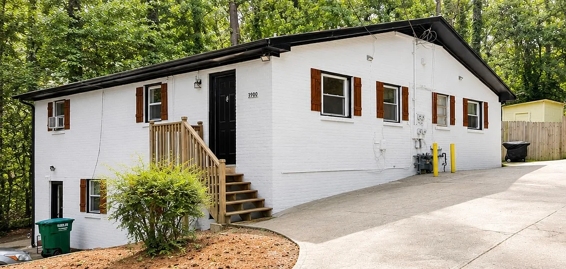2 bed, 800 sqft, $1,400 — Photo 2