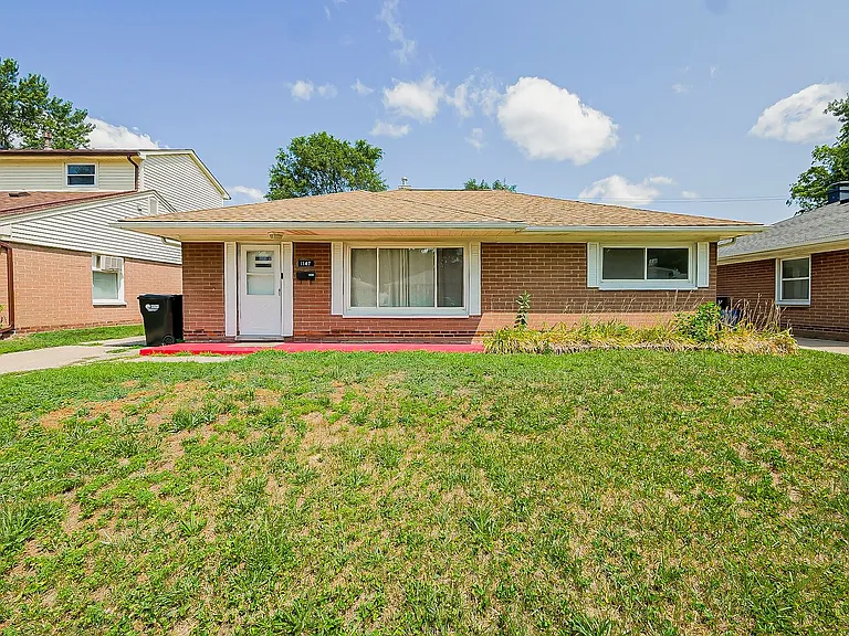 1147 E Brockton Ave — Photo 34