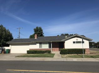 111 N Loma Dr, Lodi, CA 95242