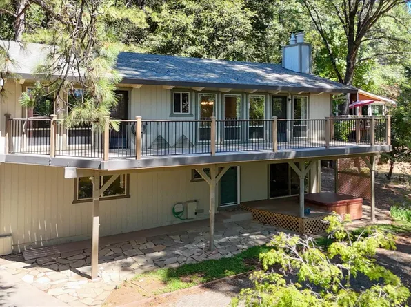 10655 E Piper Ln, Nevada City, CA 95959