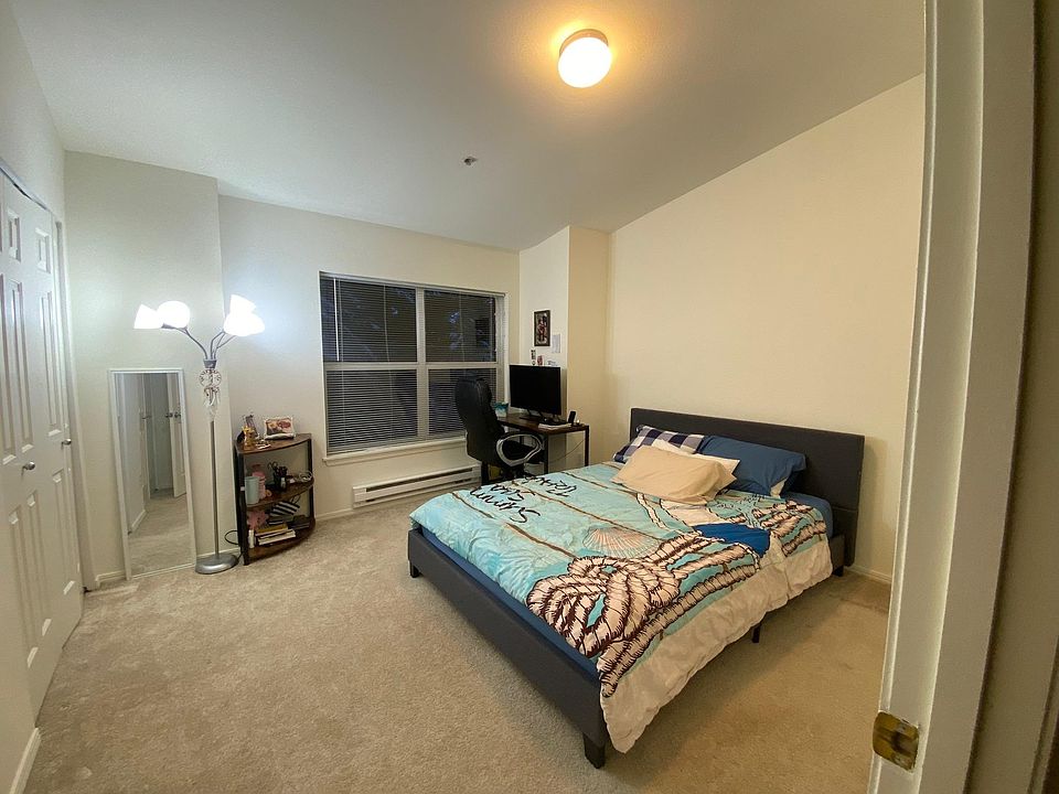 1st image of 18526 NE 113th Way