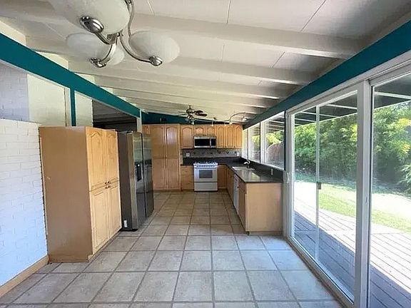 5th image of 2463 Tamalpais St