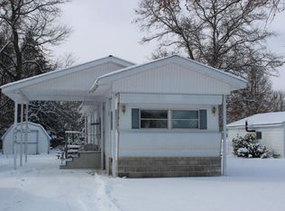 4039 W Pinecrest Rd, Grayling, MI 49738