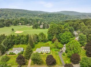 15 Corn Hill Dr, Morristown, NJ