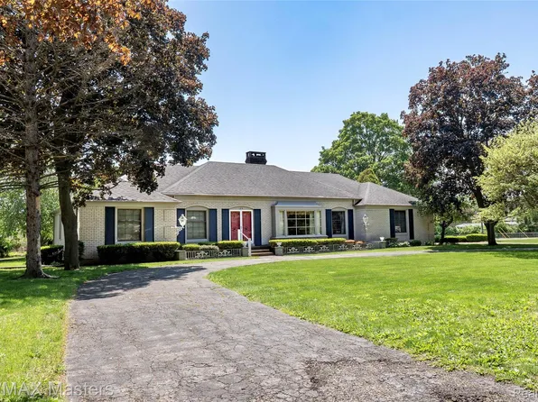1314 Hollywood Dr, Monroe, MI 48162