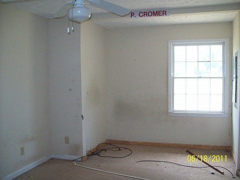 3rd image of 4940 Danielsville St
