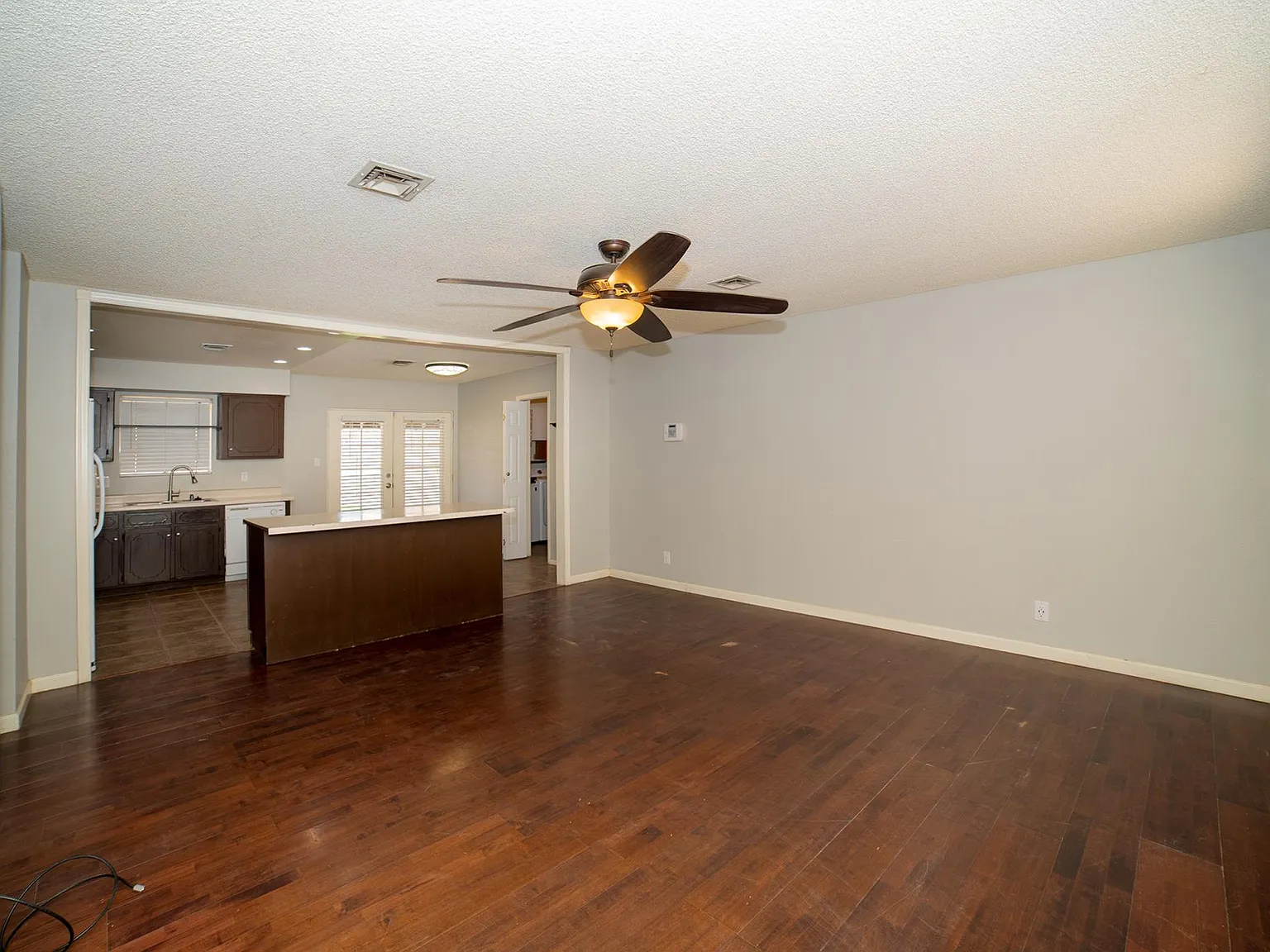 4350 W 17th Ln — Photo 3