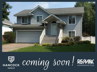 8353 Grace Ct, Victoria, MN 55386