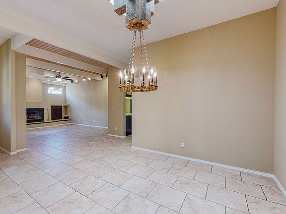 4th image of 11024 Malaguena Ln NE