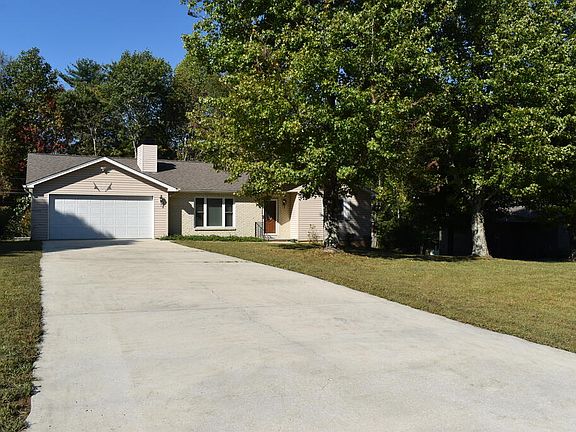 3rd image of 344 Meadows Rd