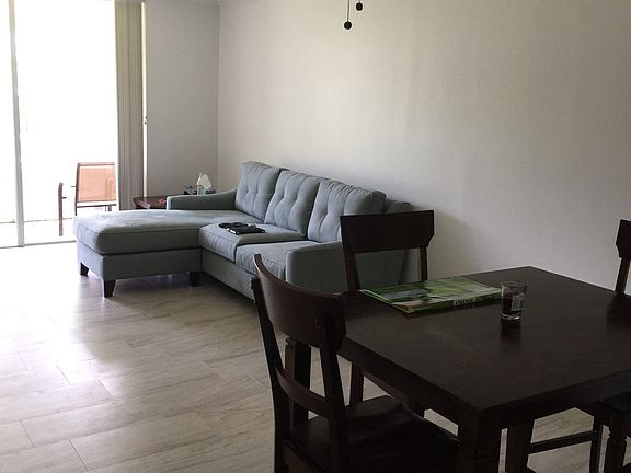 2nd image of 2850 Somerset Dr APT 112L