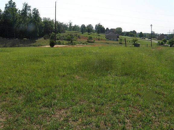 4th image of 131 Shasta Lot Ln