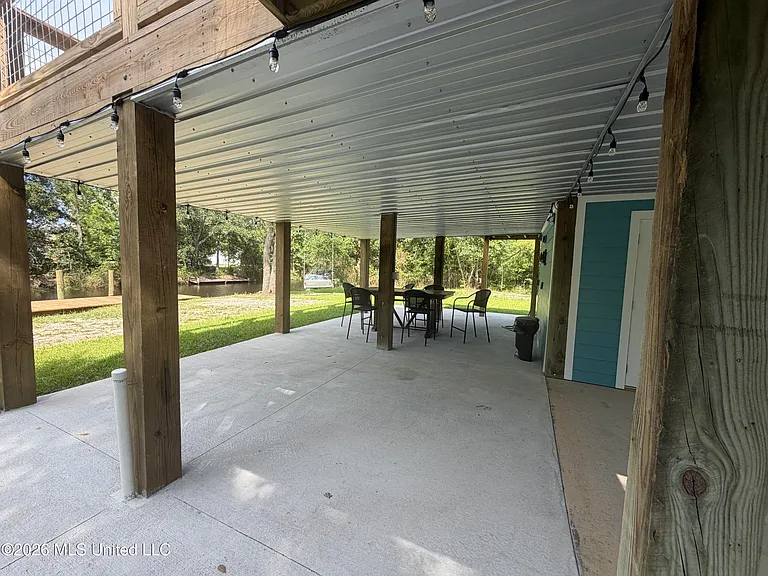 4060 Cardinal St — Photo 21