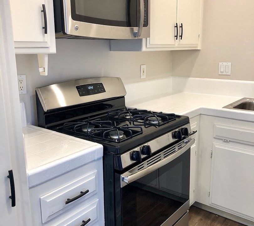 1st image of 4128 Wabash Ave APT 12
