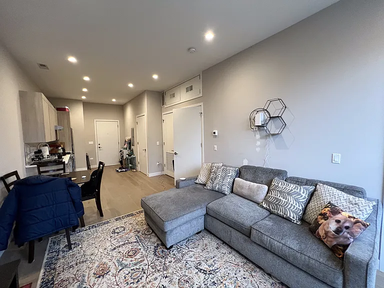 3757 N Sheffield Ave #481-J — Photo 3