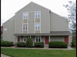 4305 Fenwick Ln, Mount Laurel, NJ 08054