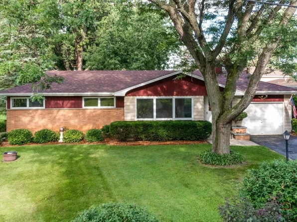 9143 390th AVENUE, Genoa City, WI 53128